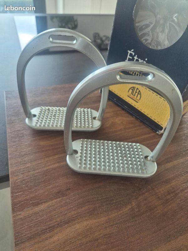 Étriers Incliné Ultra Grip Bordeaux Flex On Aluminium - Sport