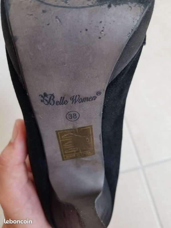 Chaussures à talons aiguilles noires (image 3)