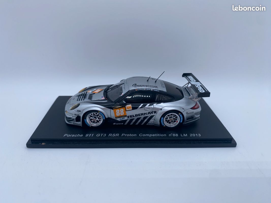 Porsche 911 RSR 991 #92 24h Le Mans 2022 1/43 Spark