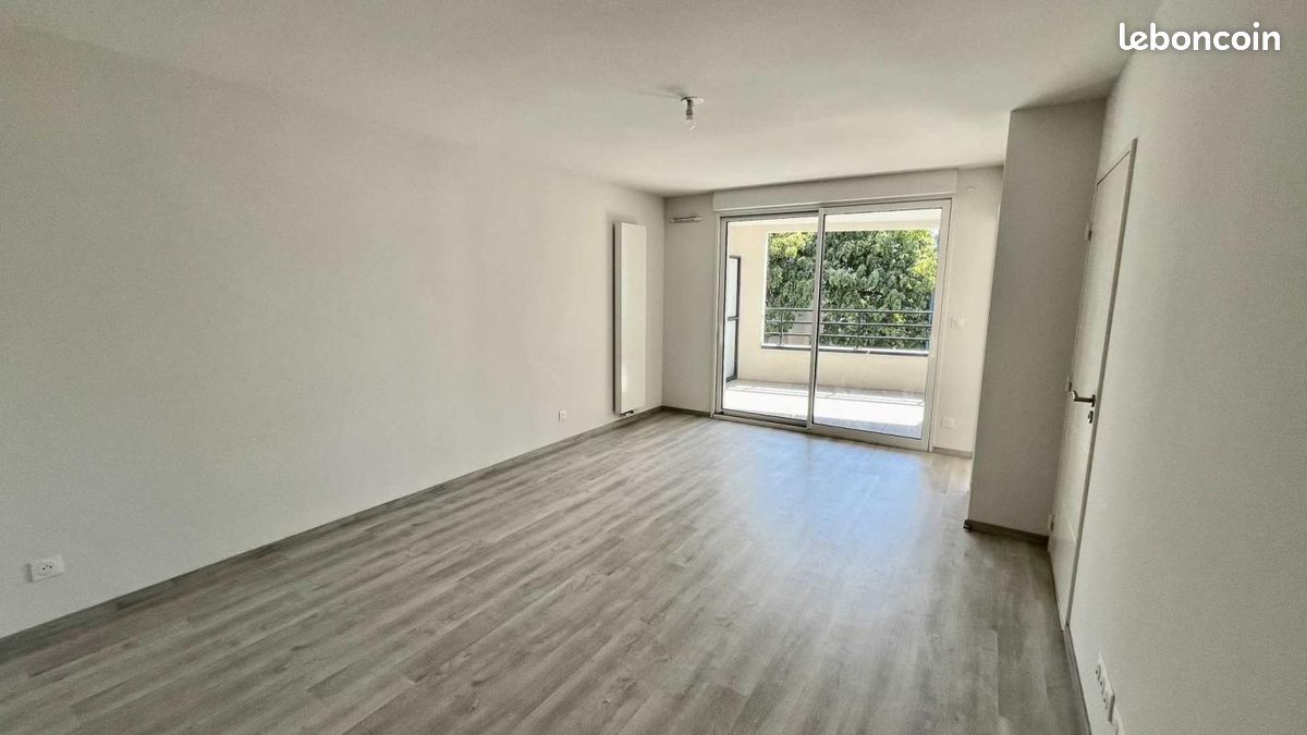 Appartement 2 pièces 45 m² · à Clermont-Ferrand · 45 m² · 596 €/mois