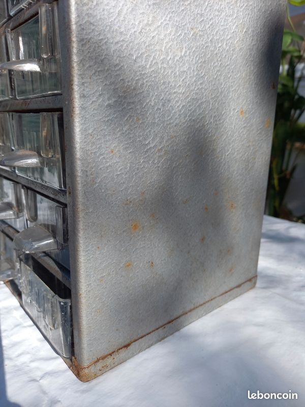 Casier de rangement design industriel (image 8)