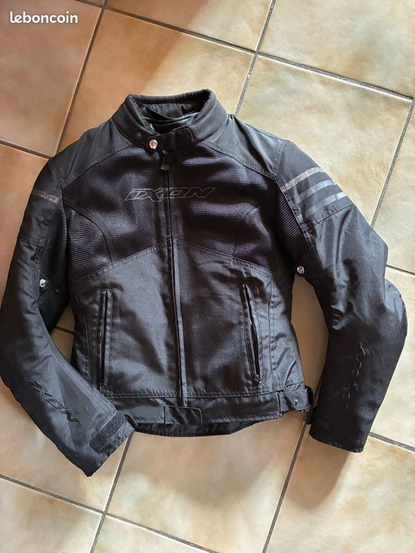 Vends blouson, moto femme taille S marque IXON (image 1)