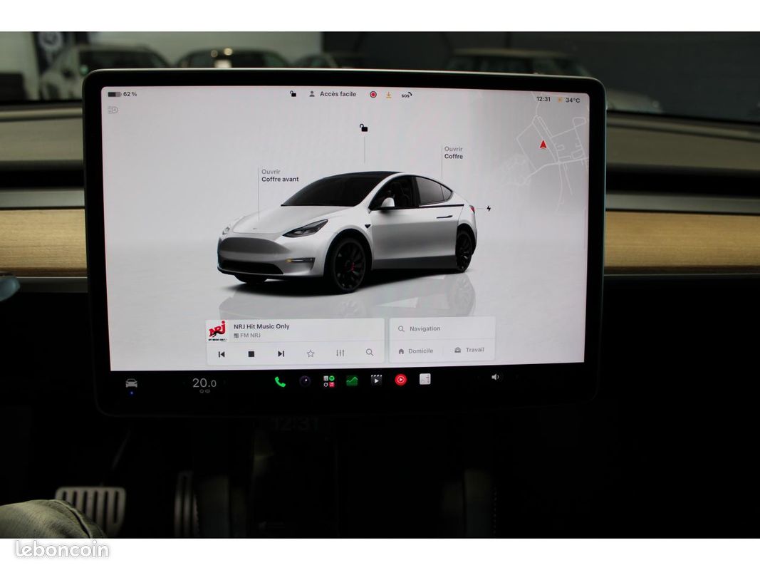 TESLA MODEL Y AWD Performance - Première main (image 19)