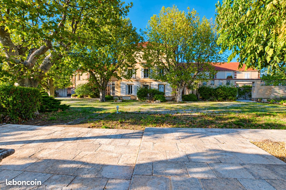 Appartement 3 pièces 89 m² · à Pernes-les-Fontaines · 89 m² · 179 000 €