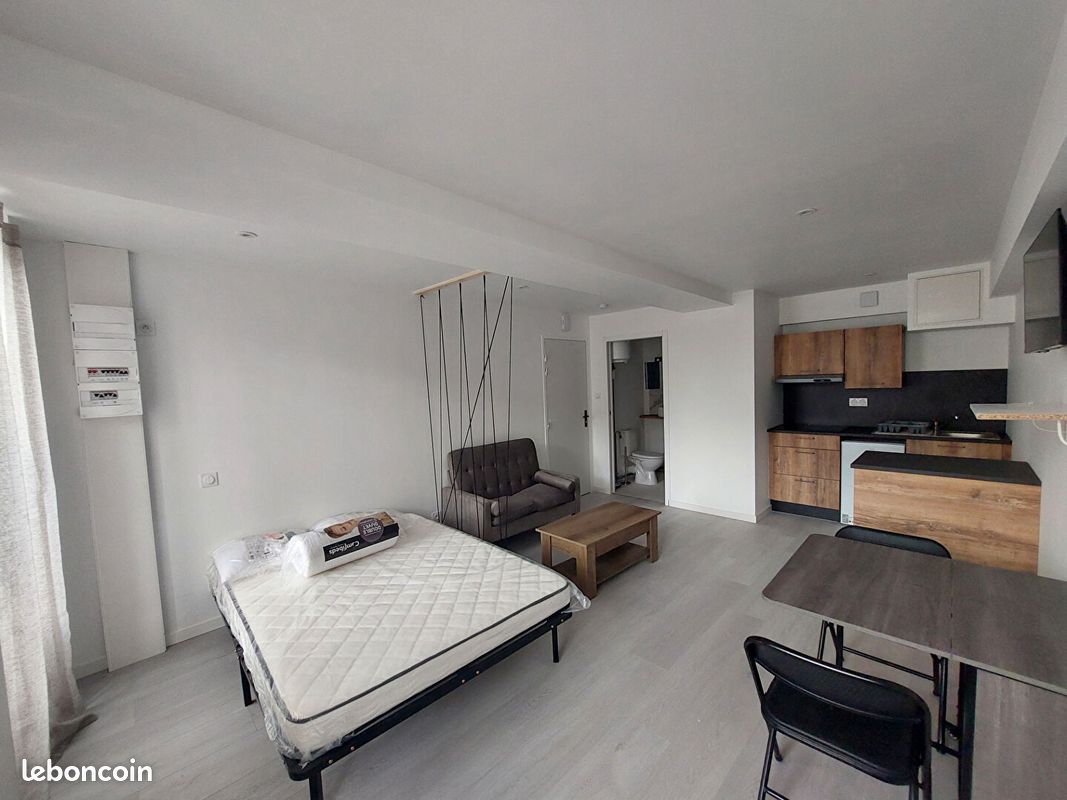 Appartement 1 pièce 24 m² · à Saint-Jean-d'Angély · 24 m² · 430 €/mois