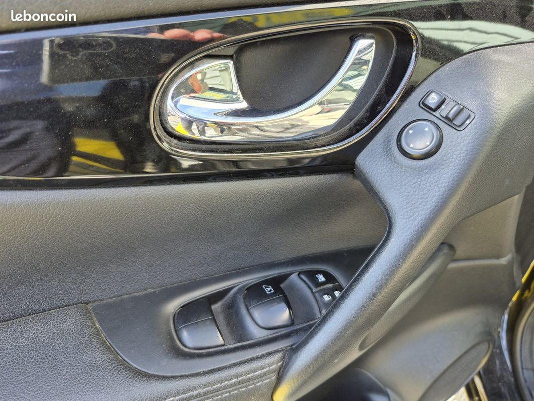 Nissan QASHQAI 1.6 DCI 130 STOP/START TEKNA XTRONIC A (image 14)