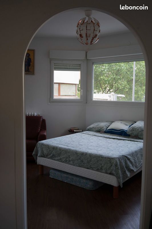 Belle chambre en colocation (image 3)