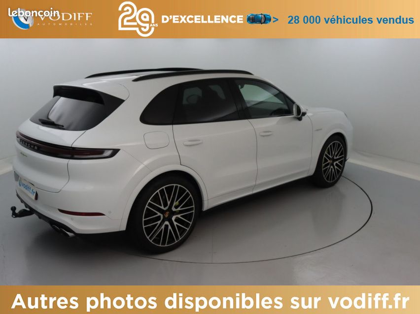 Porsche Cayenne E-HYBRID 470 CV (image 39)
