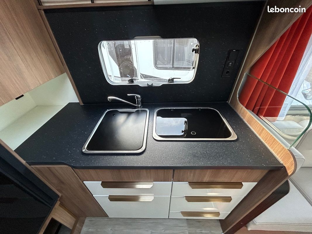 Camping-car PILOTE P626 EVIDENCE (image 6)