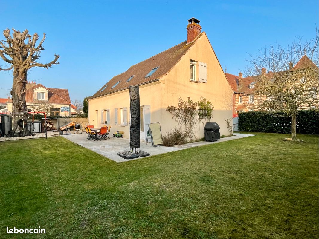 Maison 5 pièces 125 m² · à Chantilly · 125 m² · 550 000 €
