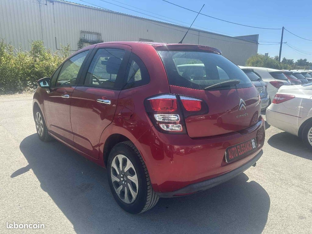 Citroën C3 PureTech 82 Confort (image 4)