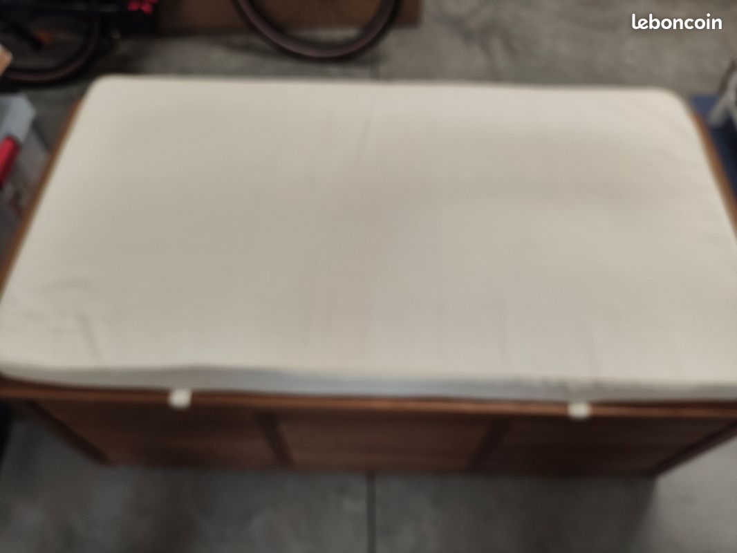 Coffre extérieur en bois (image 2)