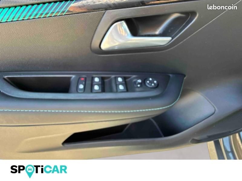 Peugeot 208 1.2 PureTech 100ch S&S Allure 118g (image 22)