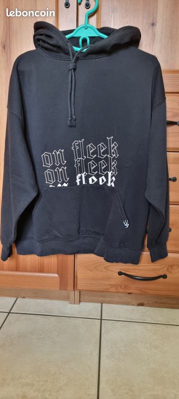 Sweat à capuche Eva Queen taille M (38) Vêtements