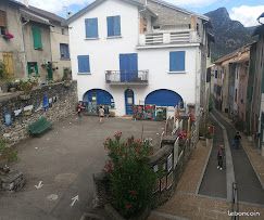 Maison 6 pièces 140 m² · à Tarascon-sur-Ariège · 140 m² · 98 000 €