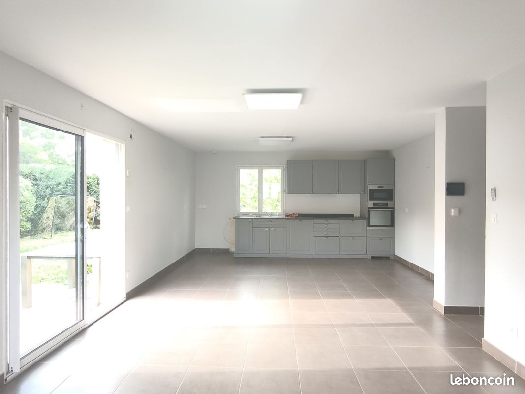 Maison 5 pièces 110 m² · à Montagny · 110 m² · 389 500 €