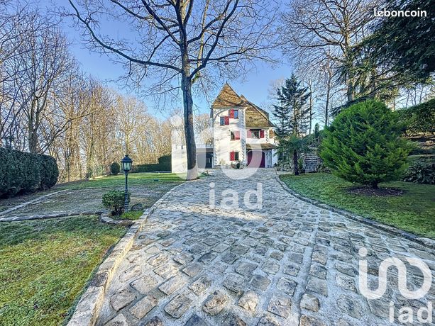 https://img.leboncoin.fr/api/v1/lbcpb1/images/a5/25/e9/a525e901fb936a3e3249f5ae809bd9aa82360a2d.jpg?rule=ad-image