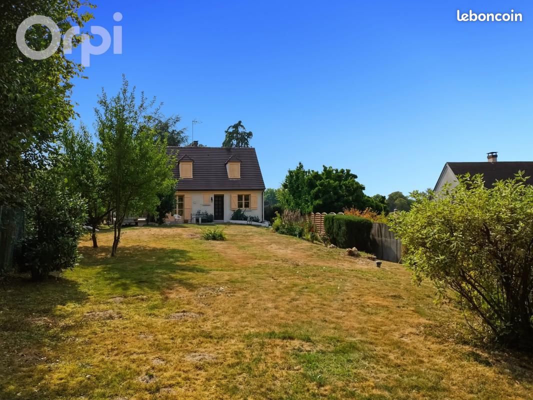 Maison 4 pièces 105 m² · à Ermenonville · 105 m² · 329 000 €