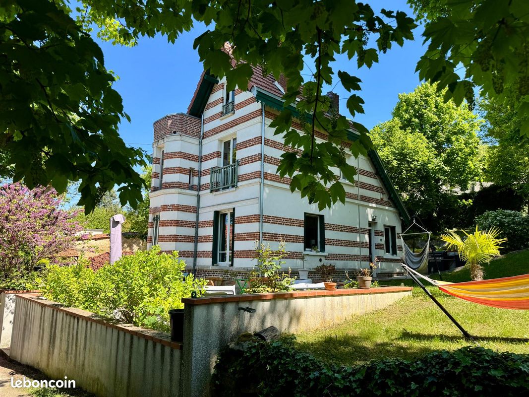 Maison 7 pièces 140 m² · à Meulan-en-Yvelines · 140 m² · 465 000 €