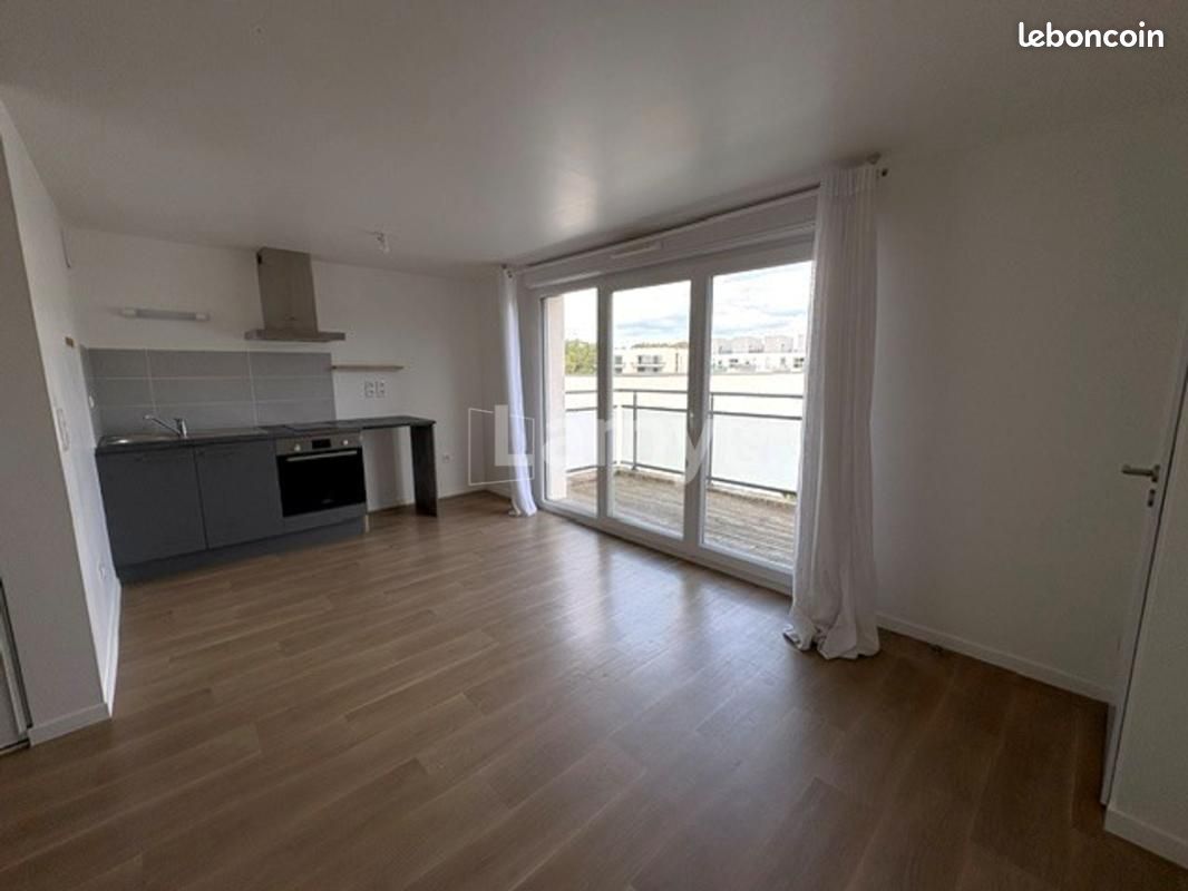 Appartement 1 pièce 31 m² · à Épernon · 31 m² · 475 €/mois