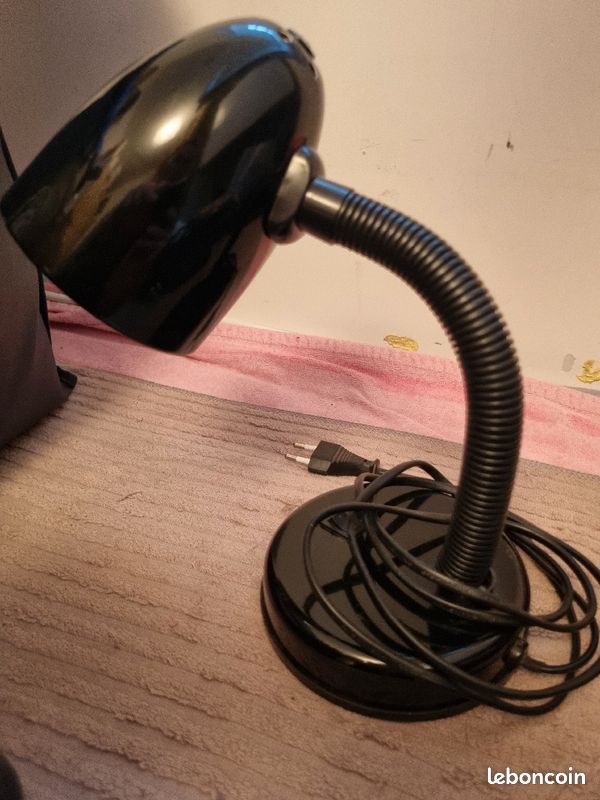 Lampe de bureau (image 1)