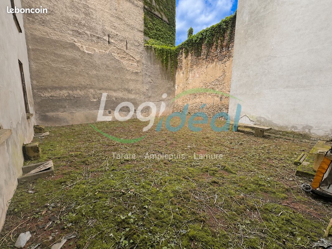 Appartement 4 pièces 87 m² · à Tarare · 87 m² · 87 000 €