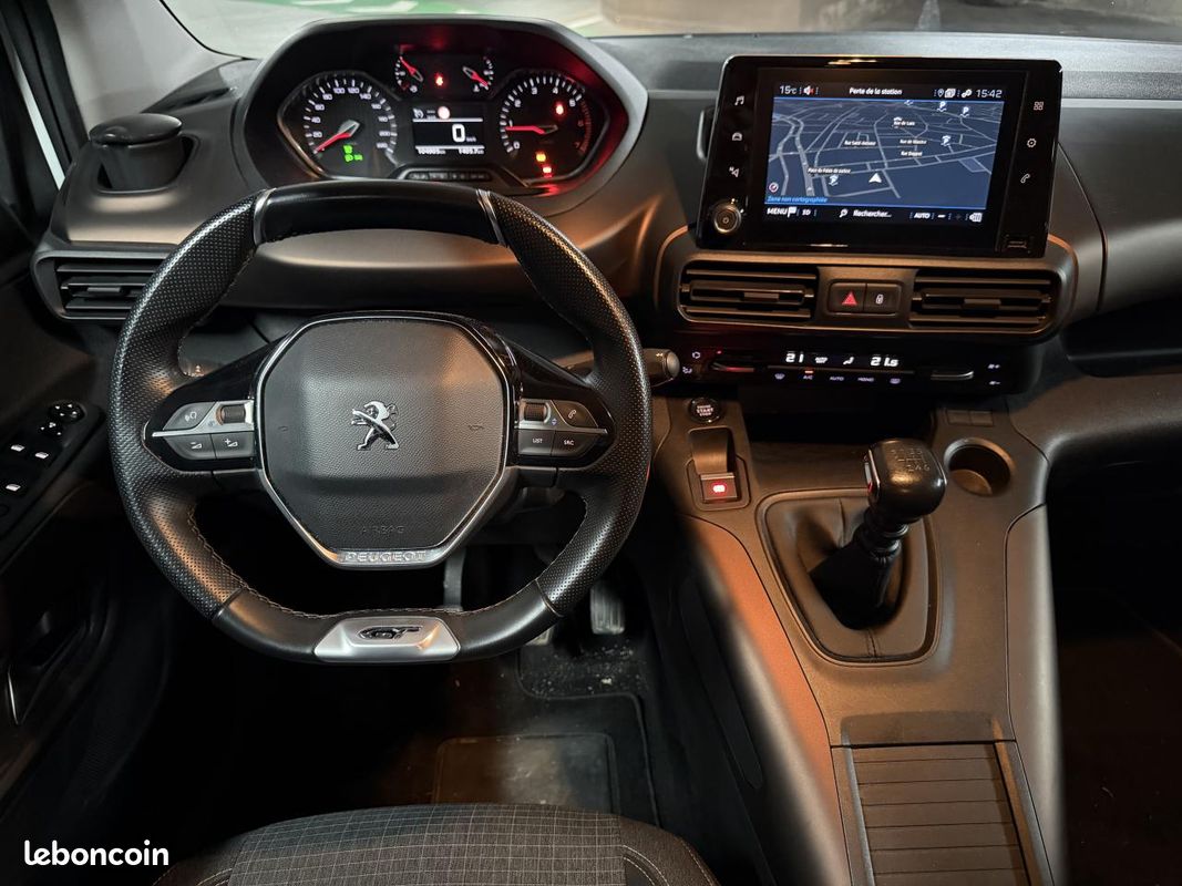 PEUGEOT RIFTER 1.5 HDI 130 ch COMBI GT (image 14)