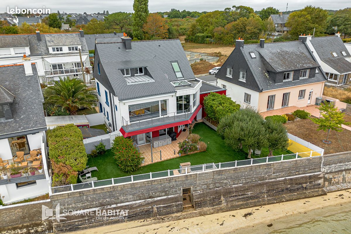 Maison 10 pièces 212 m² · à Riantec · 212 m² · 1 105 263 €