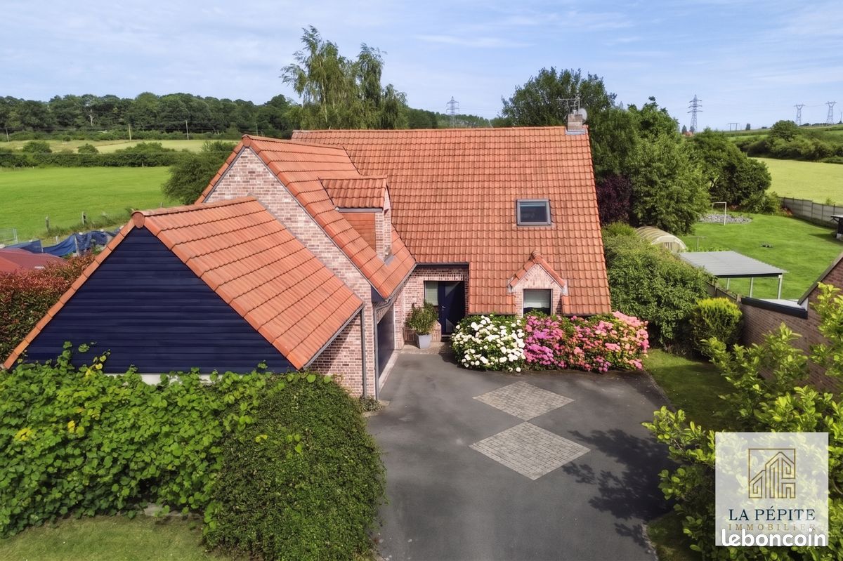 Maison 7 pièces 175 m² · à Maing · 175 m² · 399 000 €