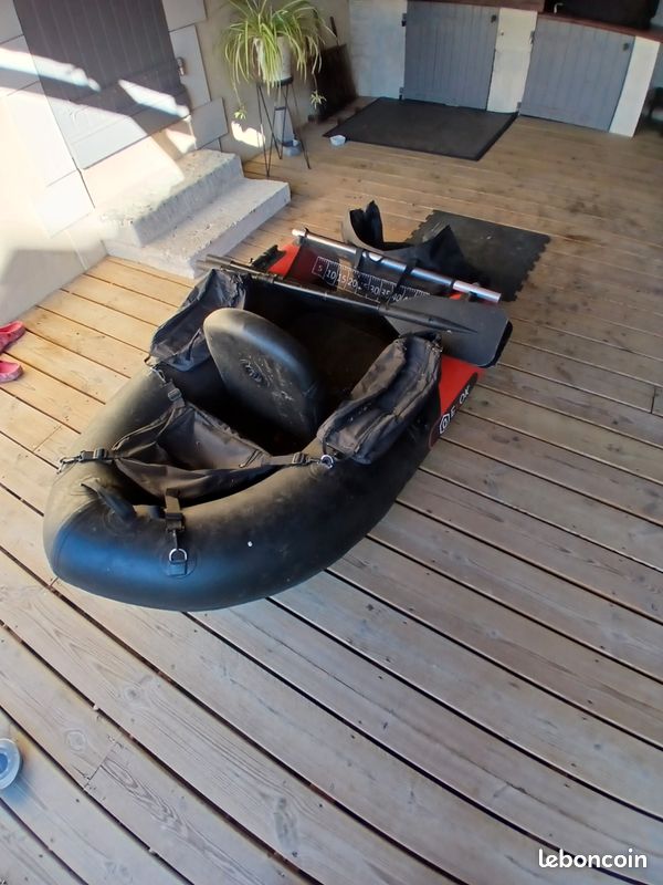 Float tube (image 1)