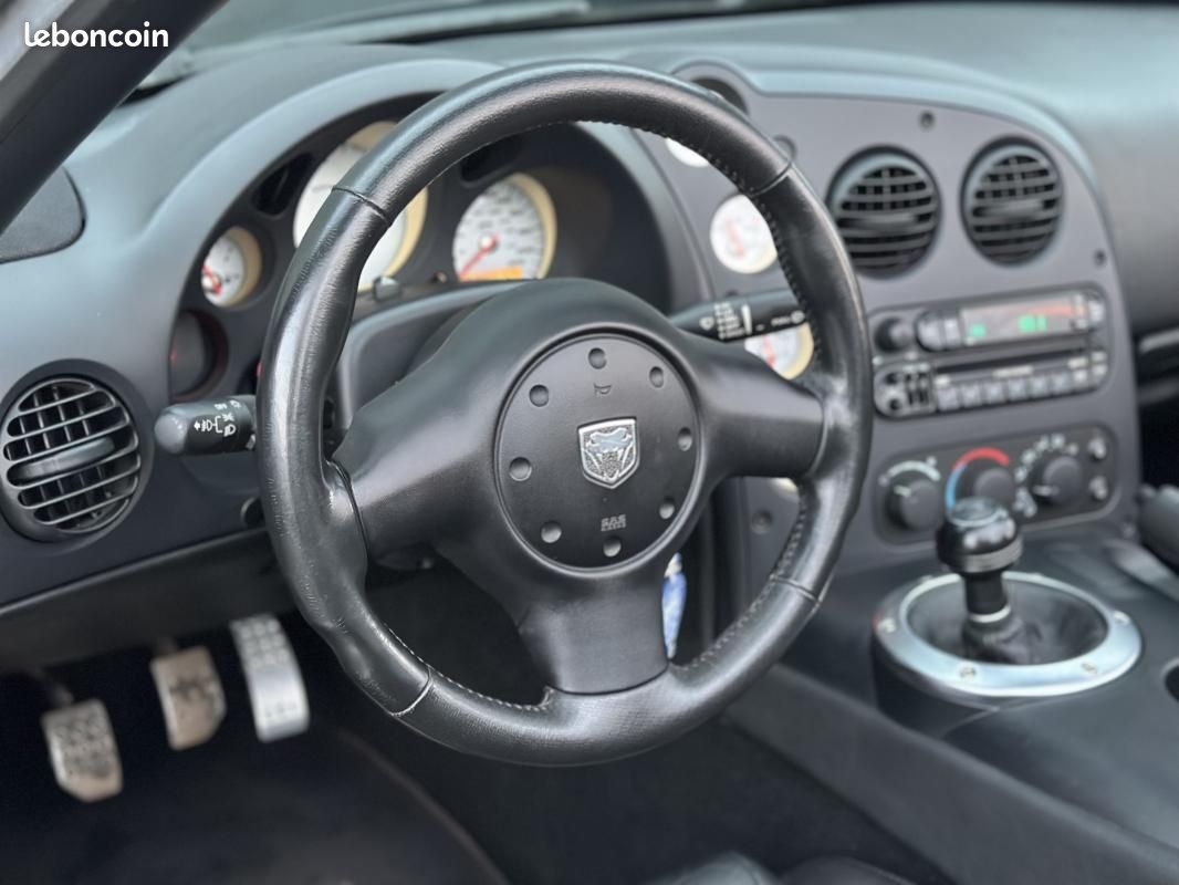 Dodge Viper SRT10 V10 8.4 505 CH BVM6 ZB1 / FAIBLE KILOMETRAGE ORIGINE EUROPE (image 5)