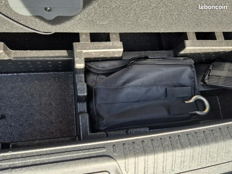 Peugeot 408 PHEV 225ch Allure Pack e-EAT8 (image 6)