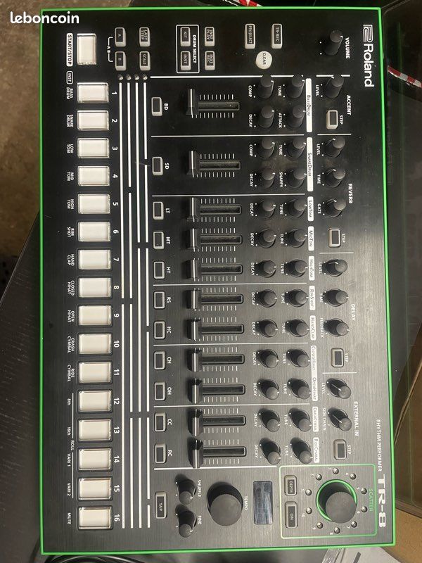 ROLAND TR8 + extension 707/727 + desksaver + calques offset (image 2)