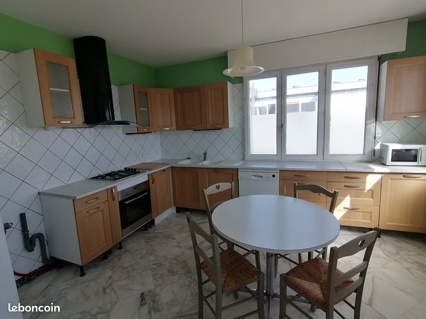 F3 lumineux 64 m2 à côté de IKEA et LECLERC capnord