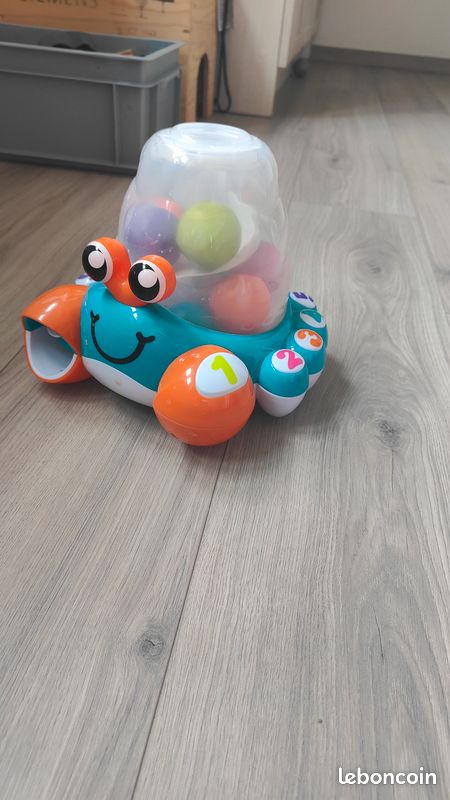 EnfantsJeux et jouetsActivités et jouets pour bébéPush & pull toysAuby Push & pull toys Auby jouet de bébé crabe fou lanceur de balles (image 4)
