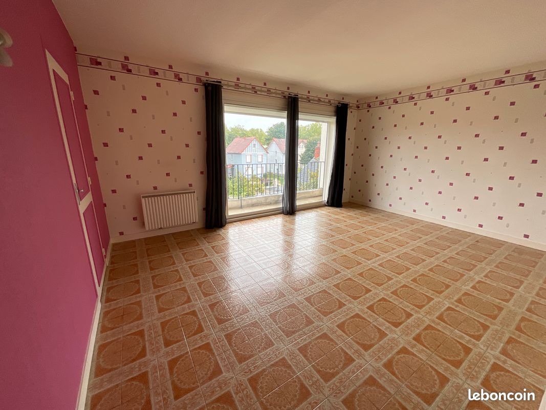 Appartement 4 pièces 81 m² · à Bourges · 81,1 m² · 790 €/mois