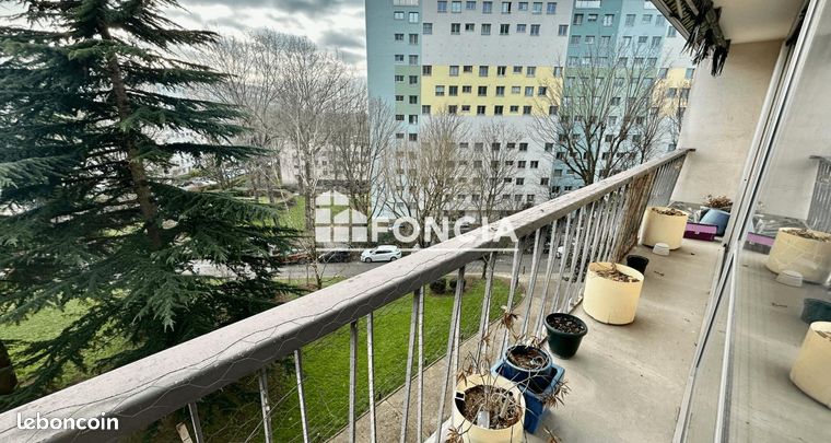 https://img.leboncoin.fr/api/v1/lbcpb1/images/a5/33/f7/a533f73c8864698d4f5134e170b0aa5d8a55c6ce.jpg?rule=ad-image