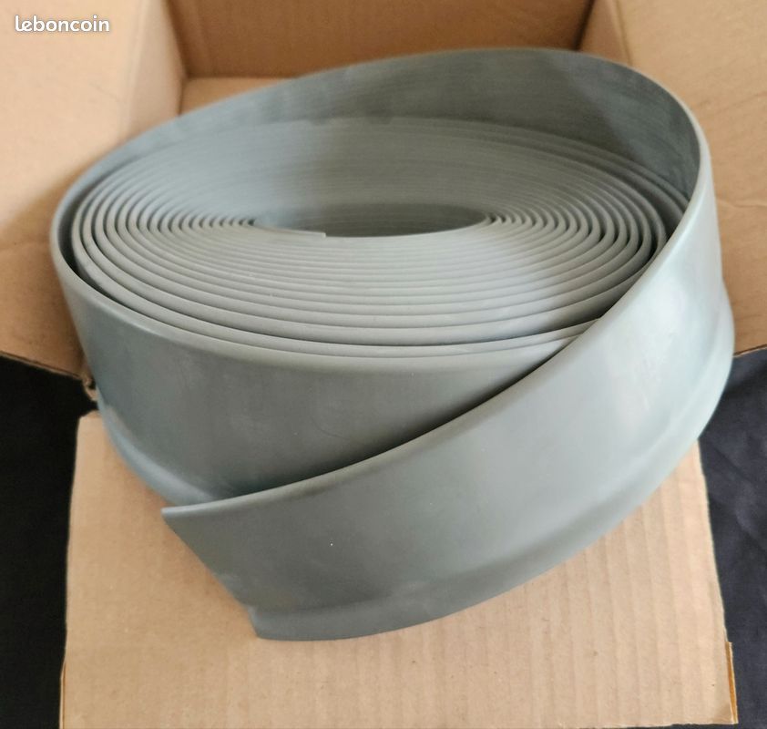 Plinthe Nora - Gris S 1023 U avec joint d'étanchéité - Hauteur 60 mm 10 Mètres (image 2)