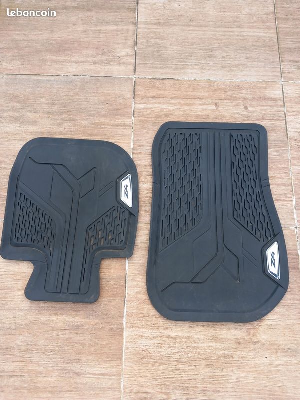 2 tapis de sol tous temps pour BMW Z4 G29 (image 1)