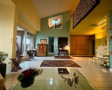 Appartement 650 000 € - 142 m²