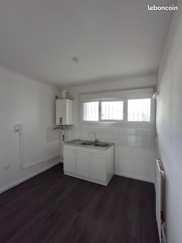 Appartement a louer fontaine - 2 pièce(s) - 52 m2 - Surfyn