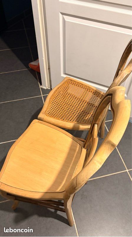 Chaises (image 2)