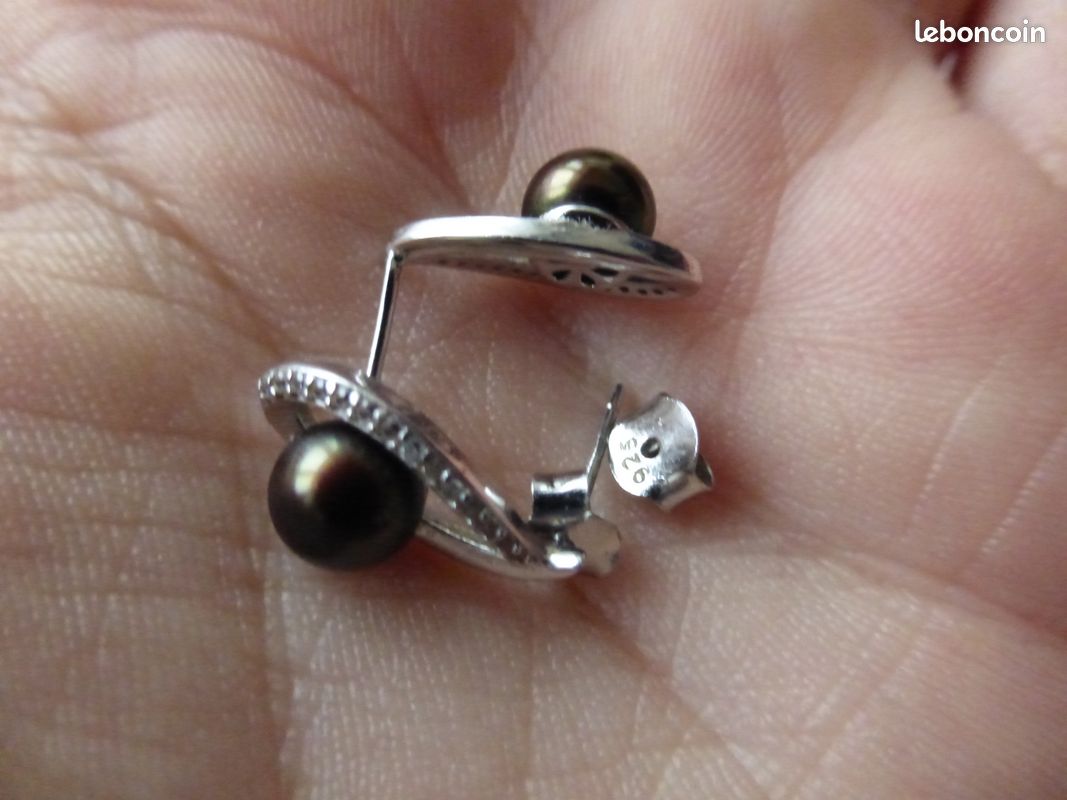 Boucles d'oreilles clous argent massif 925 poinçons, perle marron à relets, 2,32gr, h.1,5cm, tbé (image 2)