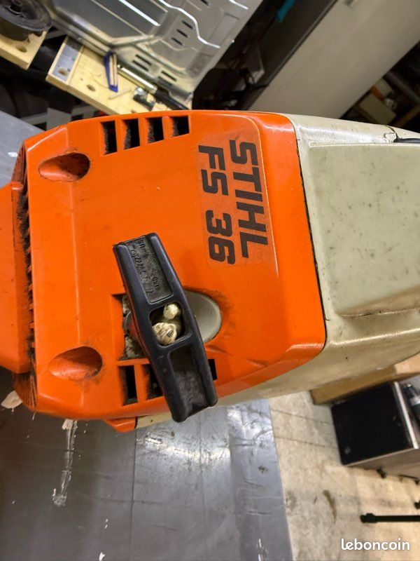 Cache filtre à air STIHL FS36 FS40 FS38 (image 3)