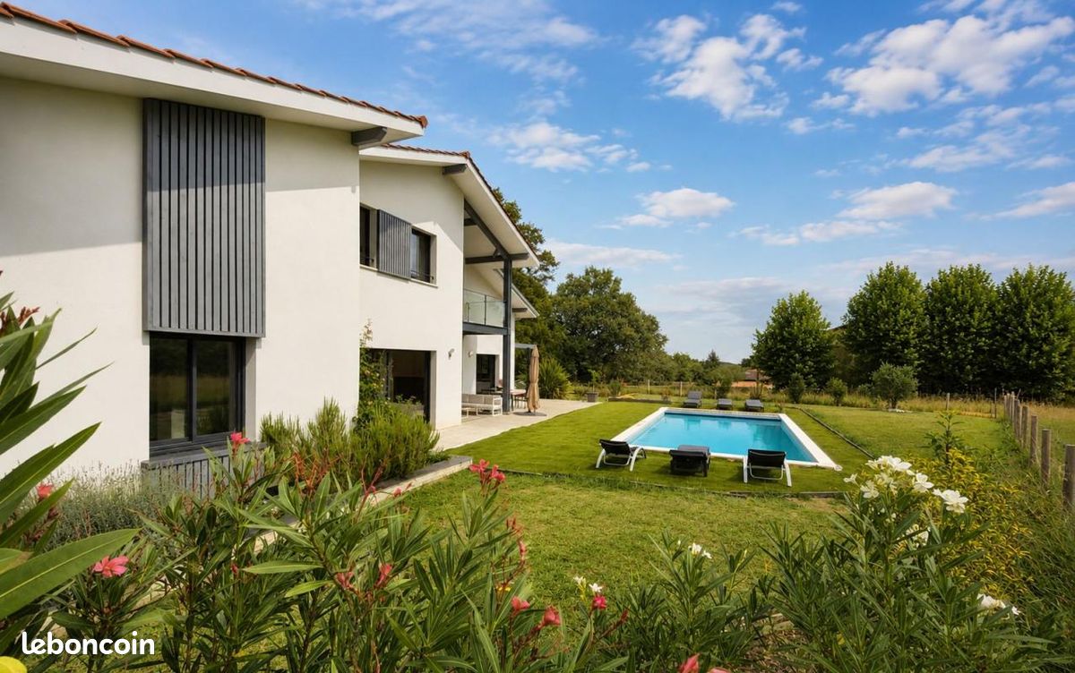 Maison 4 pièces 161 m² · à Mouguerre · 161 m² · 892 500 €