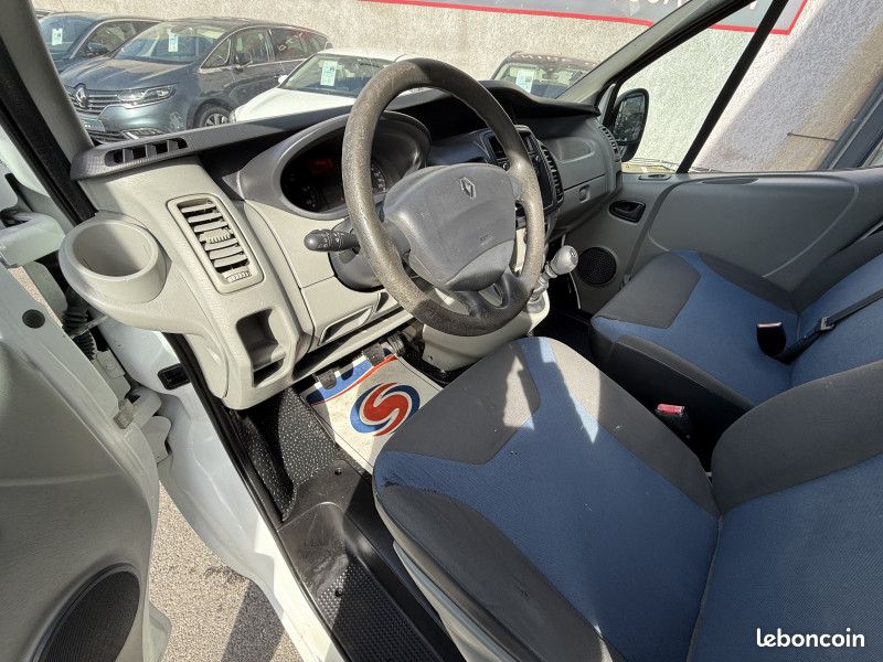 Renault TRAFIC II FG L1H2 1200 2.0 DCI 90CH CONFORT (image 10)