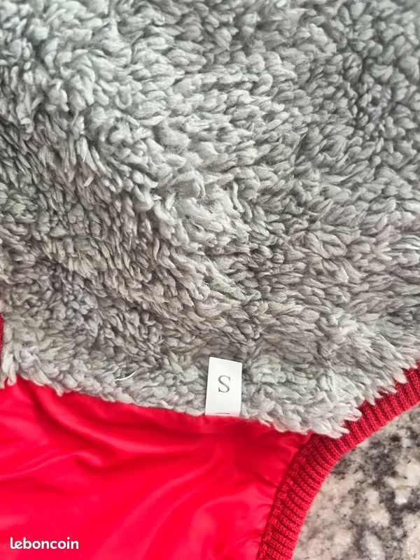 Doudoune chien taille S (image 3)