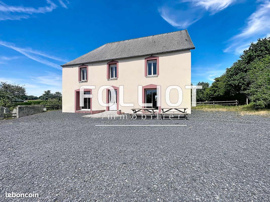 Maison 6 pièces 149 m² · à Saint-André-de-l'Épine · 149 m² · 265 800 €