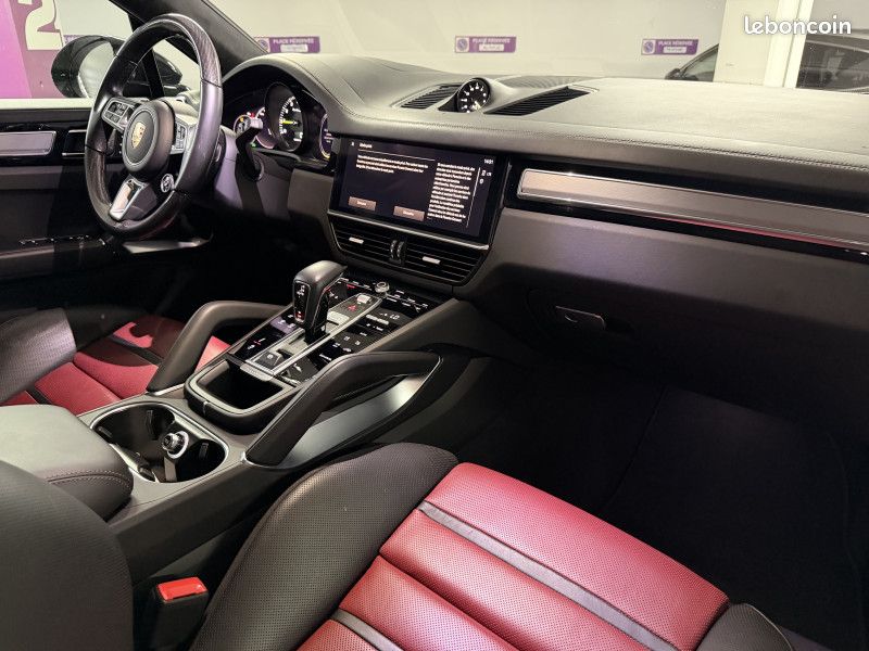 Porsche CAYENNE COUPE (9YB) 4.0 V8 680CH TURBO S E-HYBRID*PCCB*ECRANS ARRIÈRES*20KE d'options (image 10)