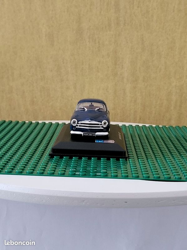 Heco Modeles Simca 8 Cabriolet monté d'origine réf 112M 1/43 résine
